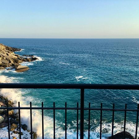 Carattino 12 Idyllic Seafront Retreat Apartment Вернаца Екстериор снимка