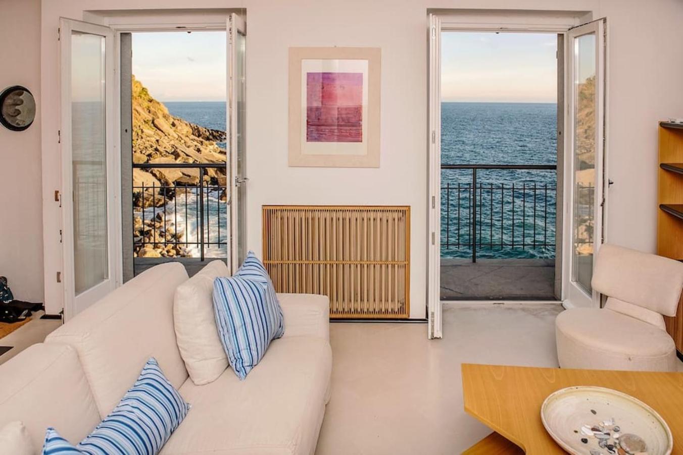 Carattino 12 Idyllic Seafront Retreat Apartment Вернаца Екстериор снимка